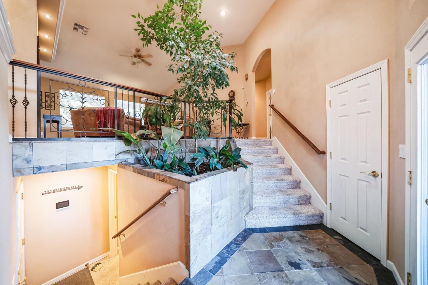 Detail Gallery Image 26 of 36 For 19370 Park Ridge Dr, Hidden Valley Lake,  CA 95467 - 3 Beds | 3 Baths