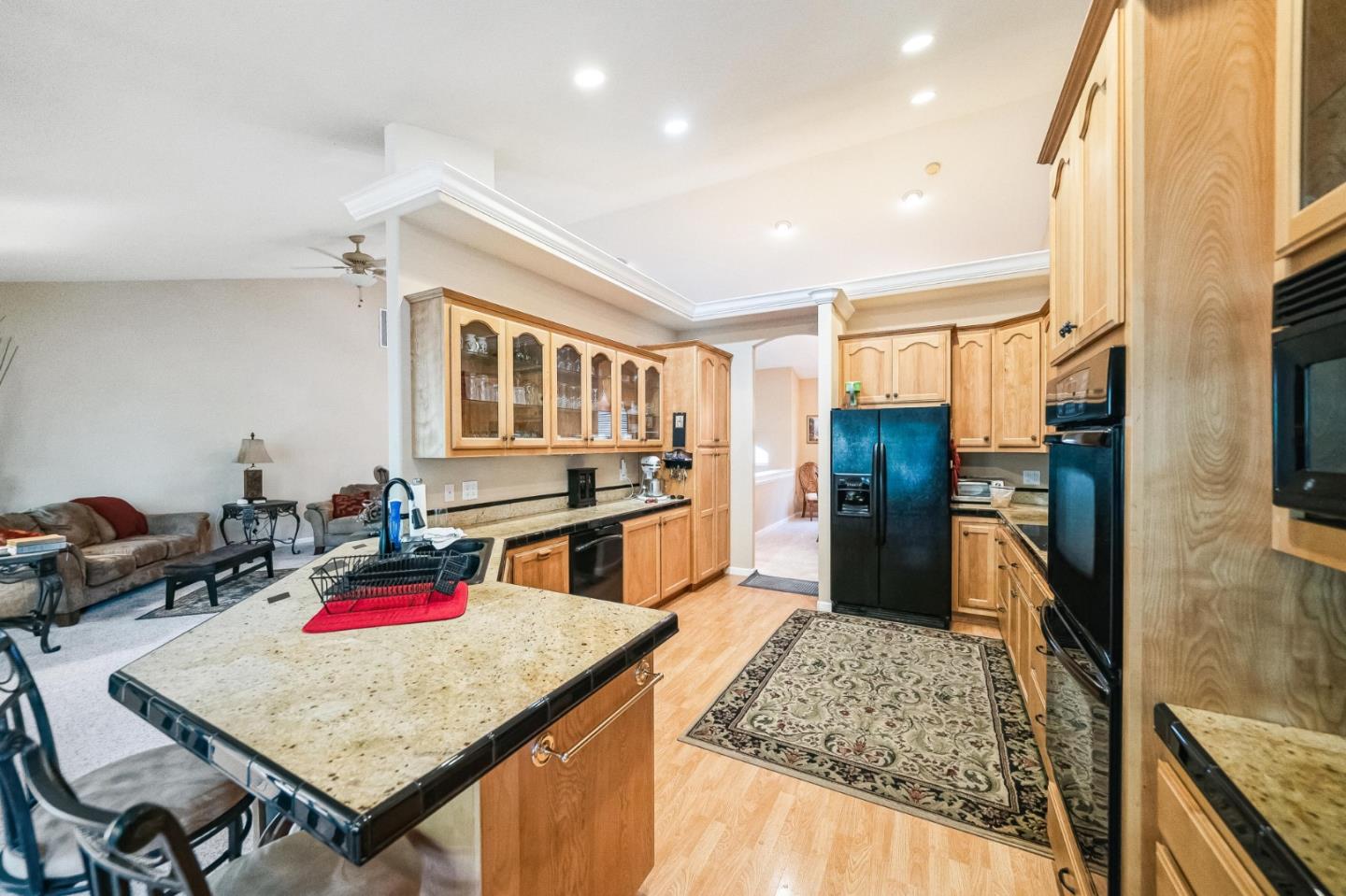 Detail Gallery Image 29 of 36 For 19370 Park Ridge Dr, Hidden Valley Lake,  CA 95467 - 3 Beds | 3 Baths
