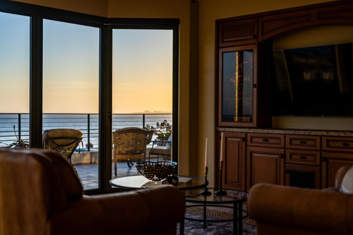 Detail Gallery Image 29 of 60 For 639 Beach Dr, Aptos,  CA 95003 - 3 Beds | 3/1 Baths