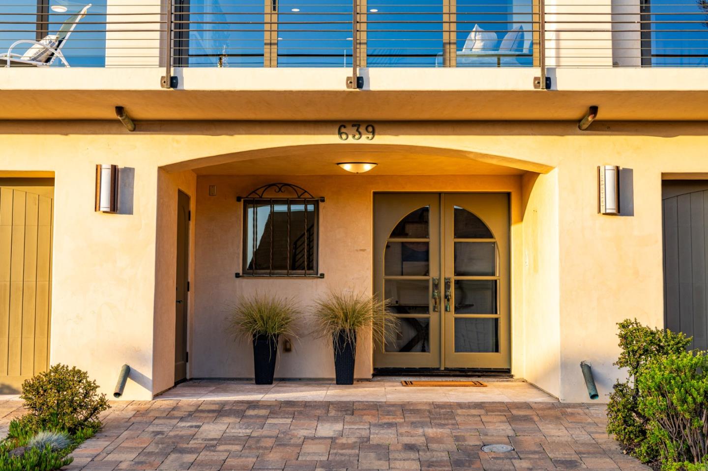 Detail Gallery Image 4 of 60 For 639 Beach Dr, Aptos,  CA 95003 - 3 Beds | 3/1 Baths