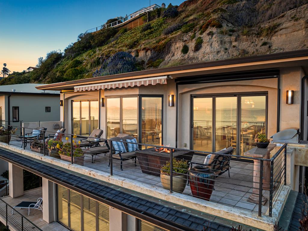 Detail Gallery Image 54 of 60 For 639 Beach Dr, Aptos,  CA 95003 - 3 Beds | 3/1 Baths