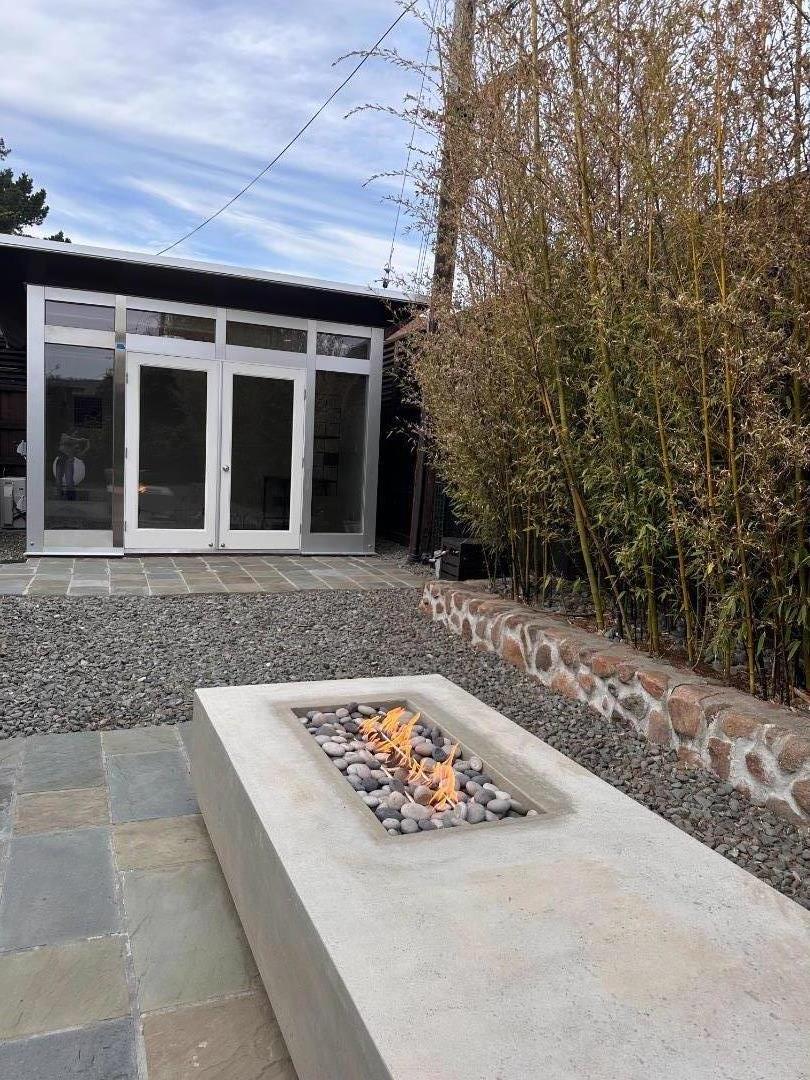 Detail Gallery Image 25 of 52 For 927 Rosewood Drive Dr, San Mateo,  CA 94401 - 2 Beds | 1 Baths