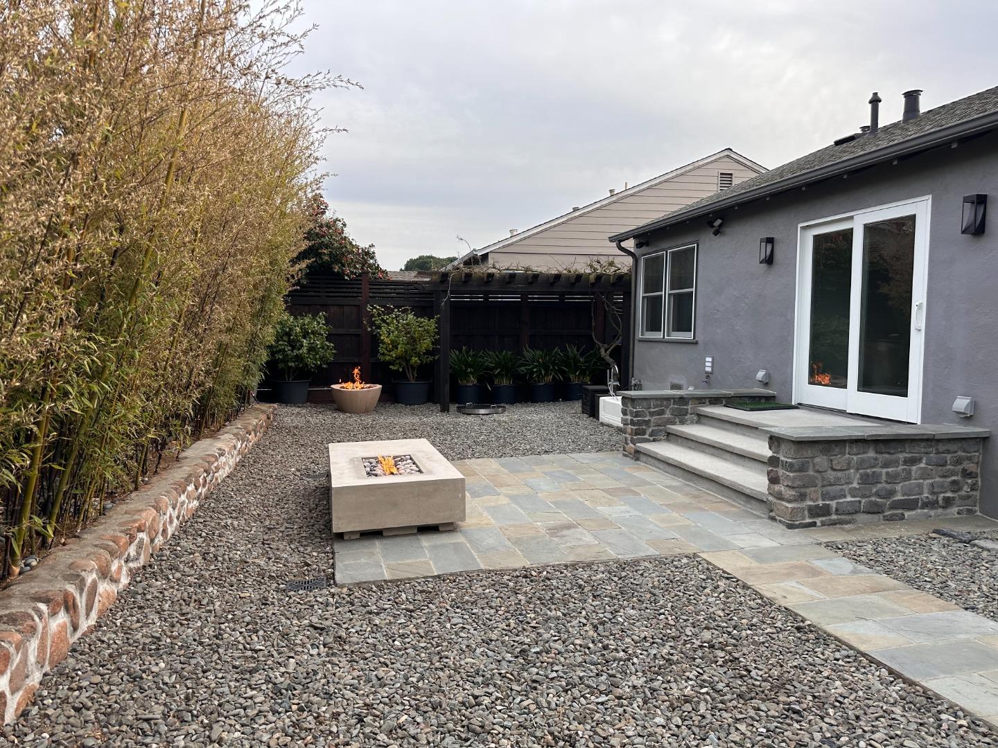 Detail Gallery Image 4 of 52 For 927 Rosewood Drive Dr, San Mateo,  CA 94401 - 2 Beds | 1 Baths