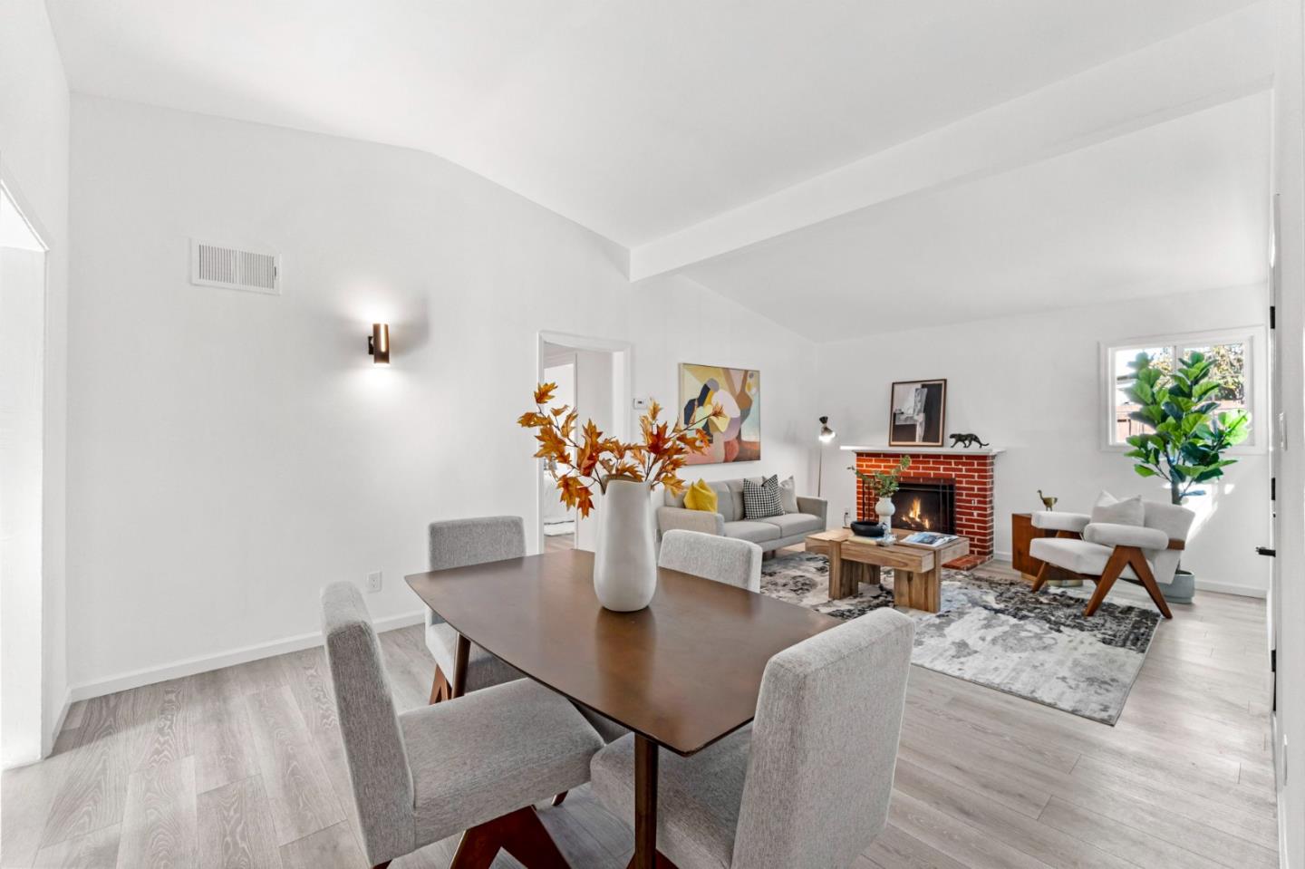 Detail Gallery Image 11 of 50 For 2887 Fordham St, East Palo Alto,  CA 94303 - 7 Beds | 4 Baths