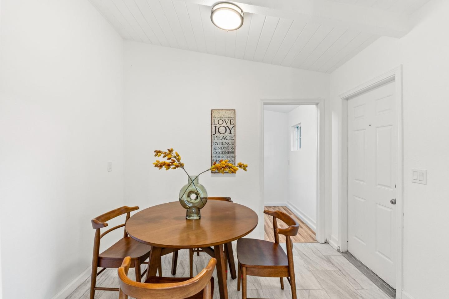 Detail Gallery Image 14 of 50 For 2887 Fordham St, East Palo Alto,  CA 94303 - 7 Beds | 4 Baths