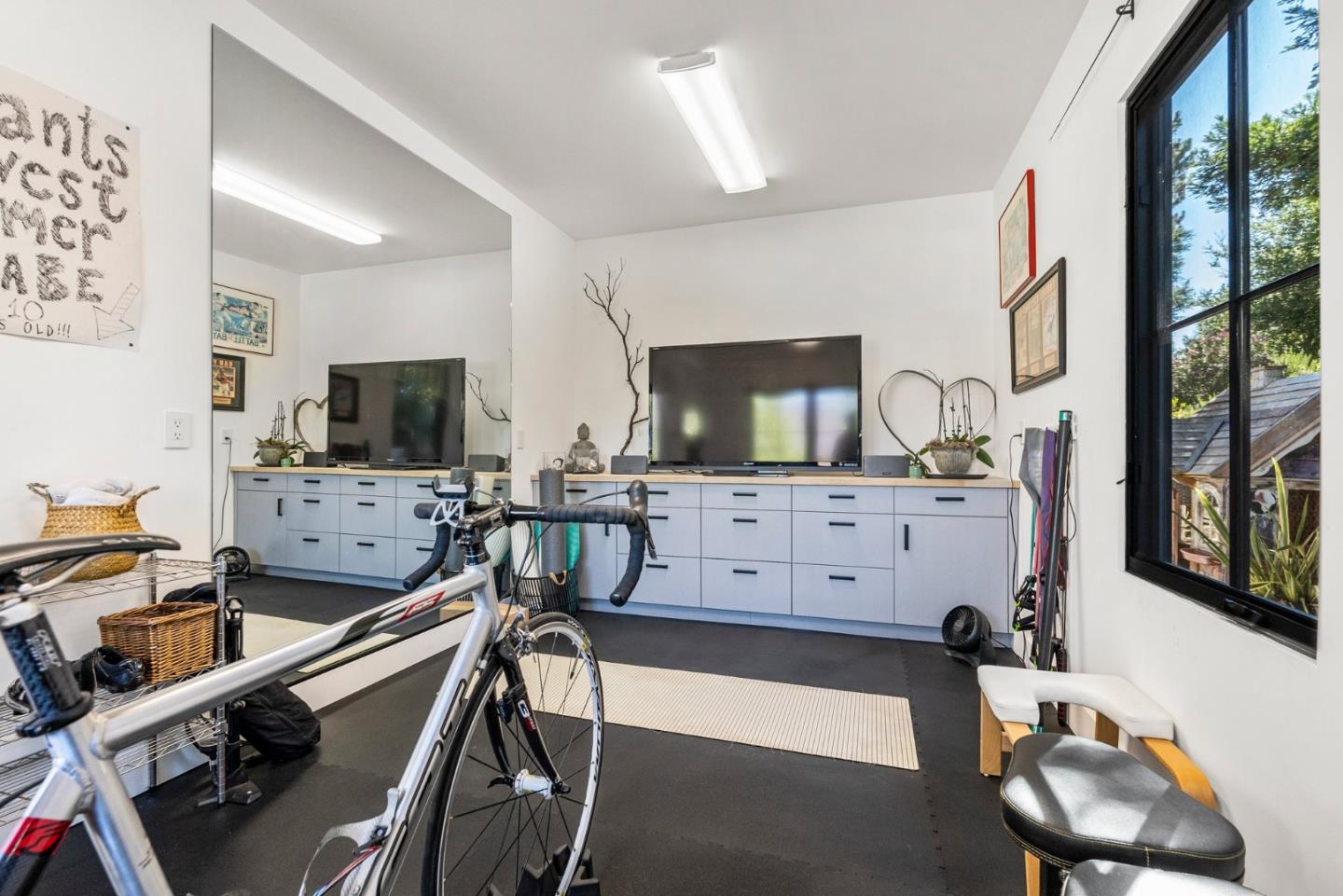 Detail Gallery Image 108 of 132 For 19474 Aeronaut Way, Los Gatos,  CA 95033 - 6 Beds | 4/1 Baths