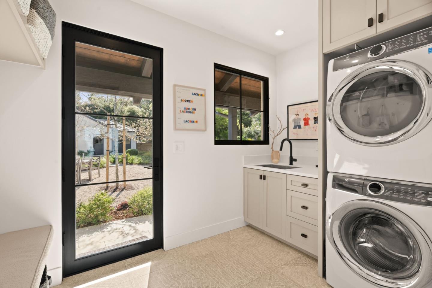 Detail Gallery Image 62 of 132 For 19474 Aeronaut Way, Los Gatos,  CA 95033 - 6 Beds | 4/1 Baths