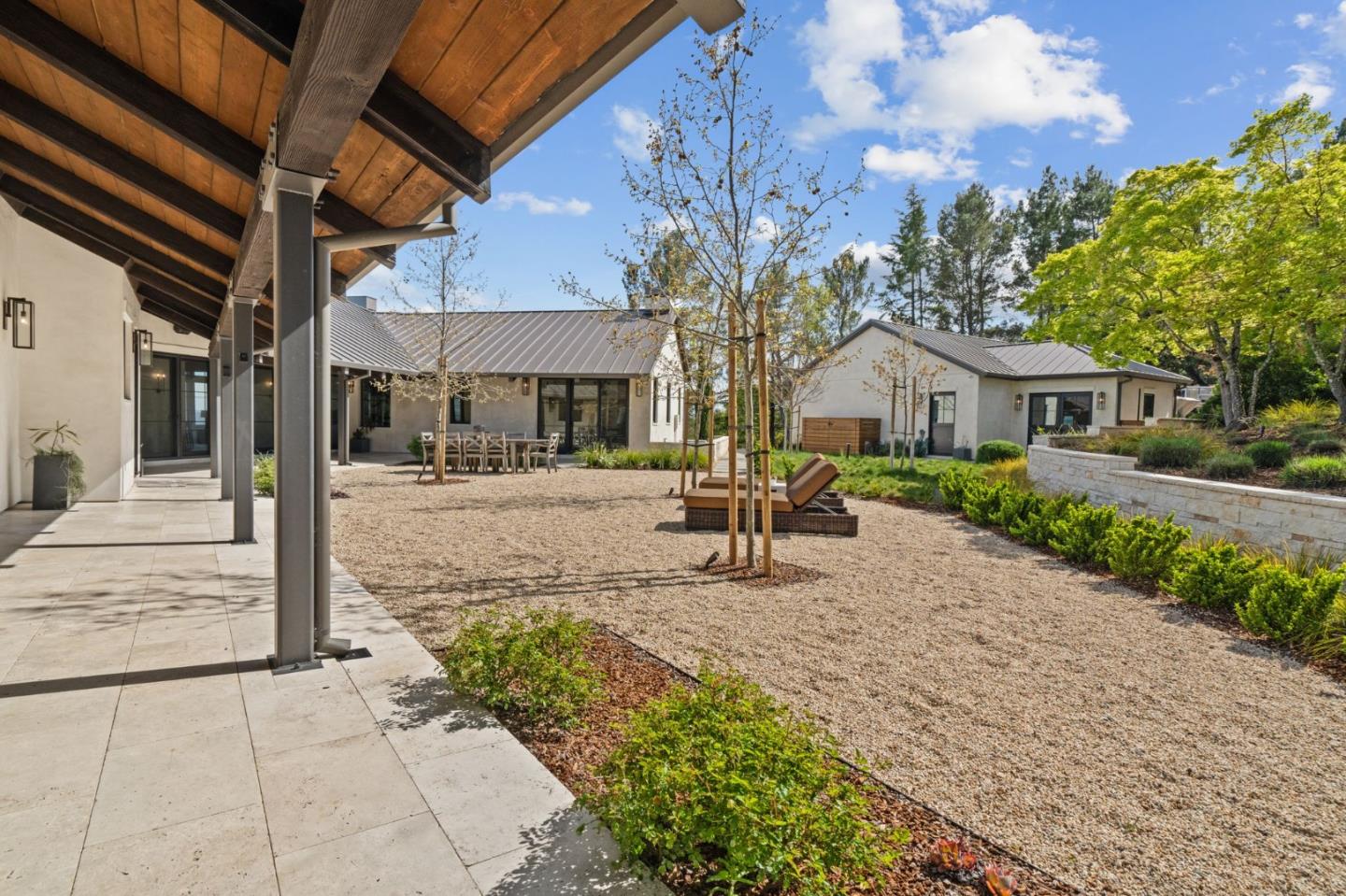 Detail Gallery Image 9 of 132 For 19474 Aeronaut Way, Los Gatos,  CA 95033 - 6 Beds | 4/1 Baths