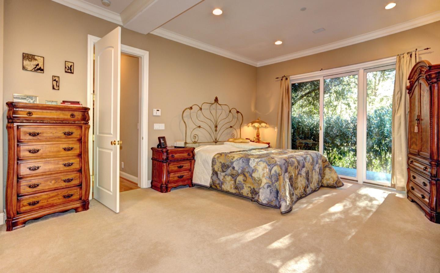Detail Gallery Image 17 of 36 For 310 Old Spanish Trail, Portola Valley,  CA 94028 - 3 Beds | 2/1 Baths