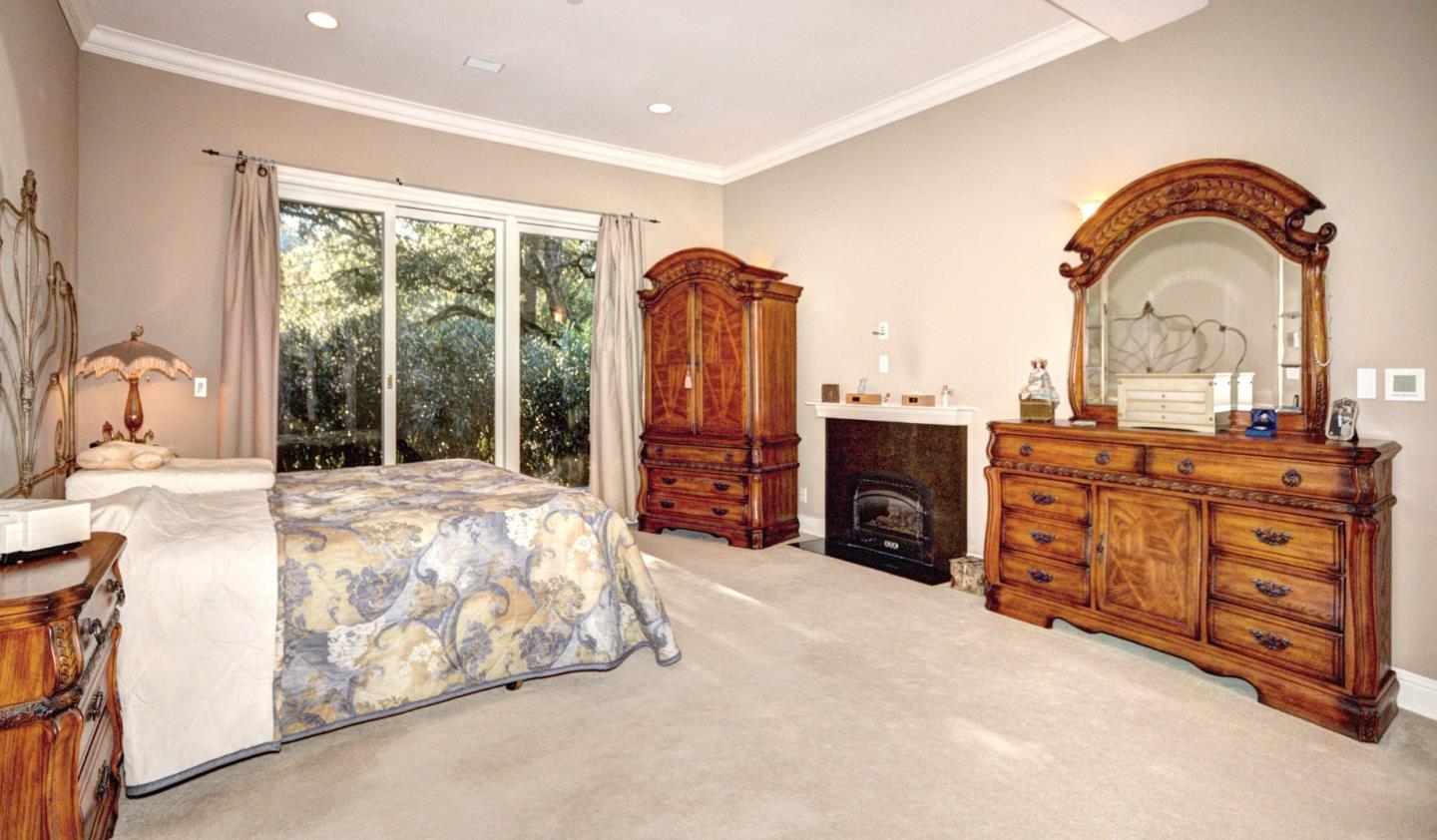 Detail Gallery Image 18 of 36 For 310 Old Spanish Trail, Portola Valley,  CA 94028 - 3 Beds | 2/1 Baths