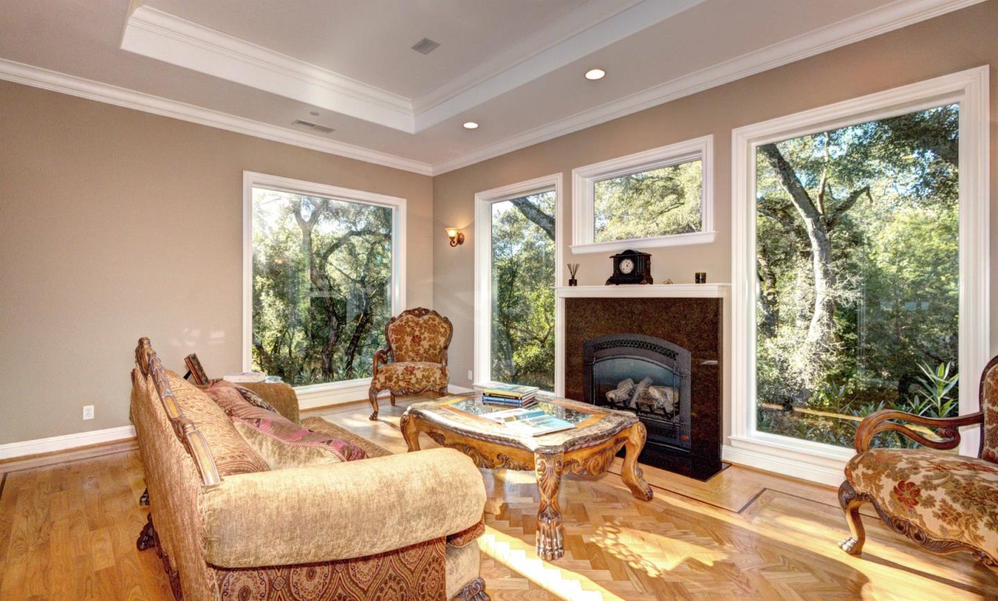 Detail Gallery Image 2 of 36 For 310 Old Spanish Trail, Portola Valley,  CA 94028 - 3 Beds | 2/1 Baths