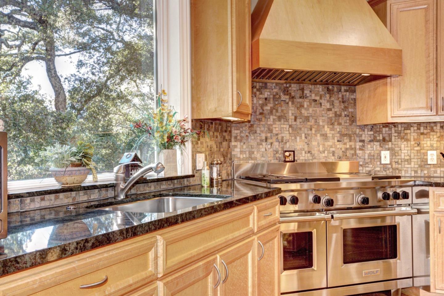 Detail Gallery Image 5 of 36 For 310 Old Spanish Trail, Portola Valley,  CA 94028 - 3 Beds | 2/1 Baths