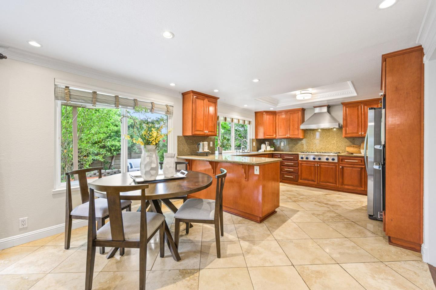 Detail Gallery Image 22 of 79 For 6359 Didion Way, San Jose,  CA 95123 - 4 Beds | 2/1 Baths