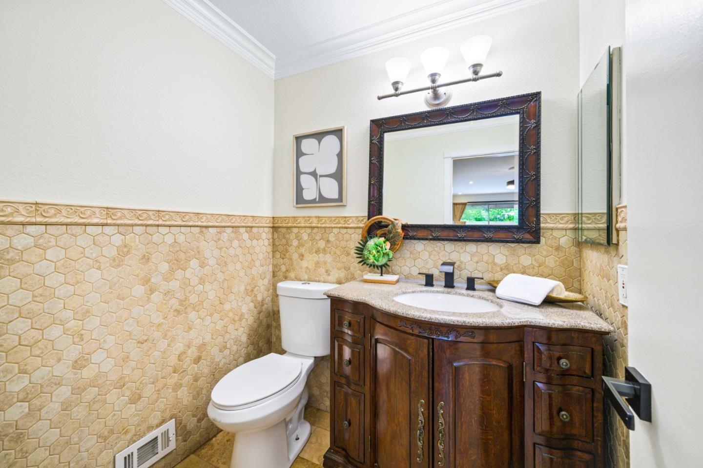 Detail Gallery Image 34 of 79 For 6359 Didion Way, San Jose,  CA 95123 - 4 Beds | 2/1 Baths