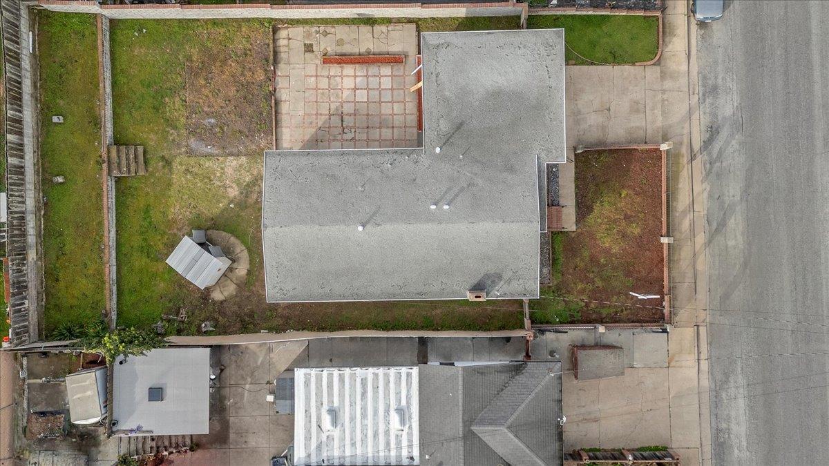 Detail Gallery Image 2 of 28 For 1140 Palm Ave, Seaside,  CA 93955 - 4 Beds | 1 Baths