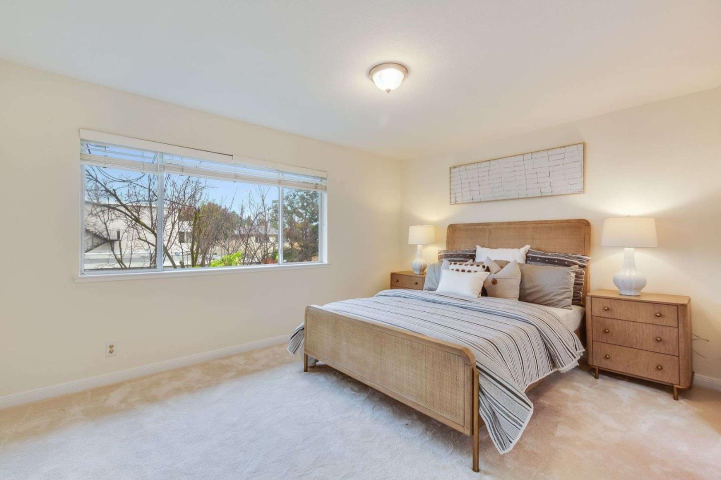 Detail Gallery Image 17 of 27 For 260 Ventura Ave, Palo Alto,  CA 94306 - 2 Beds | 1/1 Baths