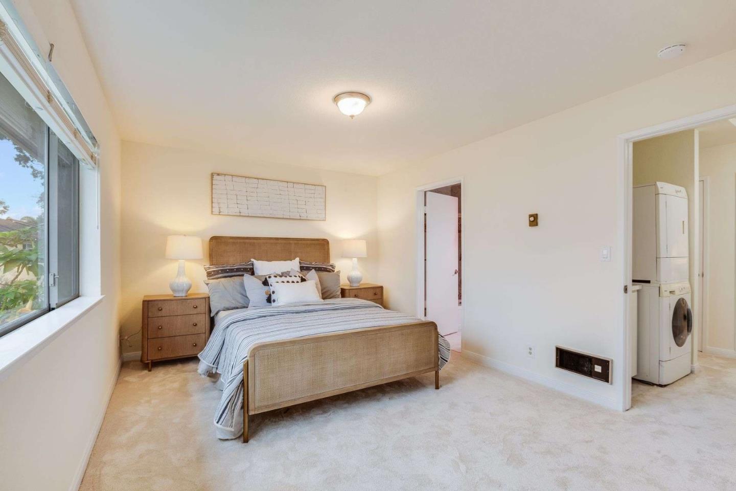 Detail Gallery Image 18 of 27 For 260 Ventura Ave, Palo Alto,  CA 94306 - 2 Beds | 1/1 Baths