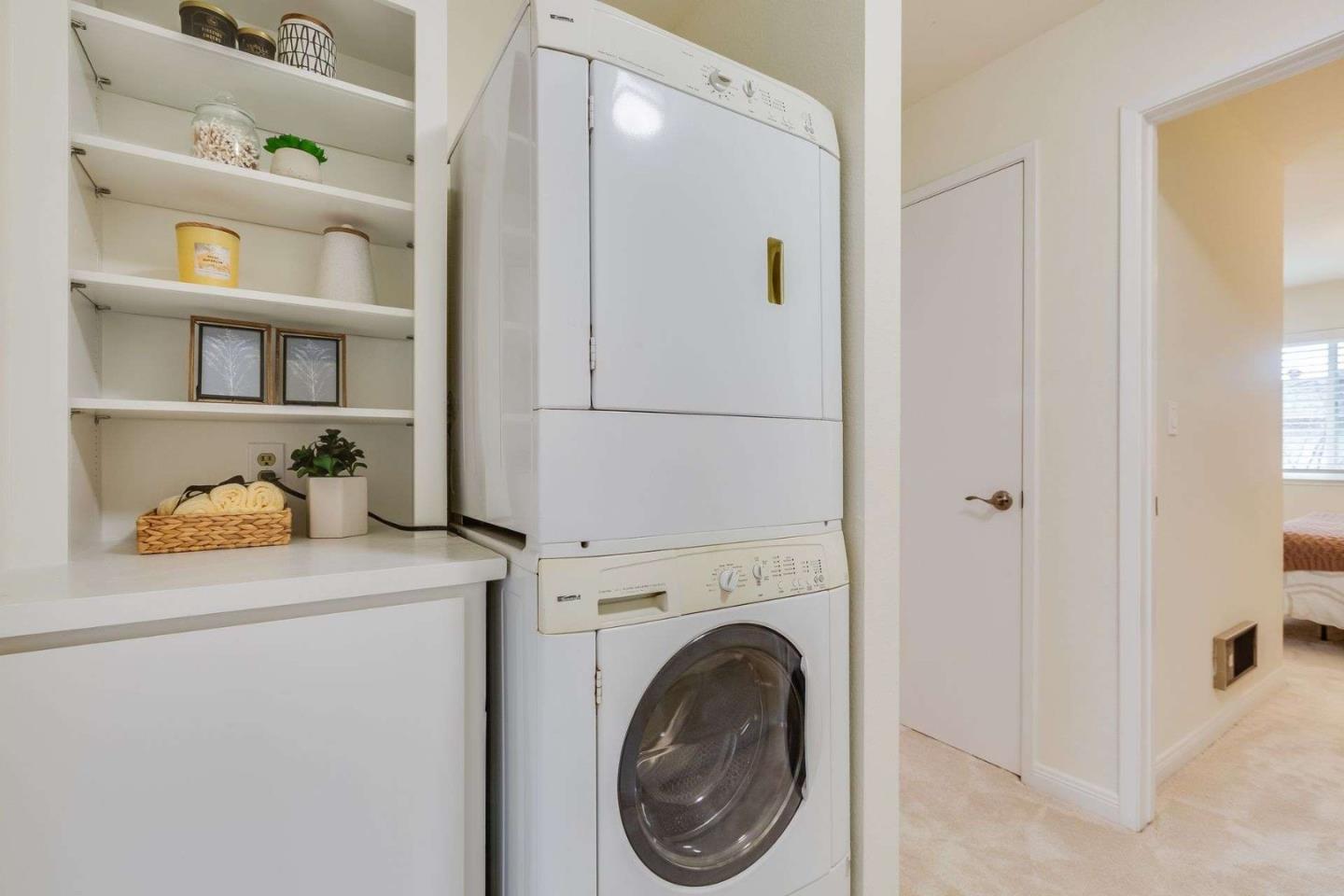 Detail Gallery Image 19 of 27 For 260 Ventura Ave, Palo Alto,  CA 94306 - 2 Beds | 1/1 Baths