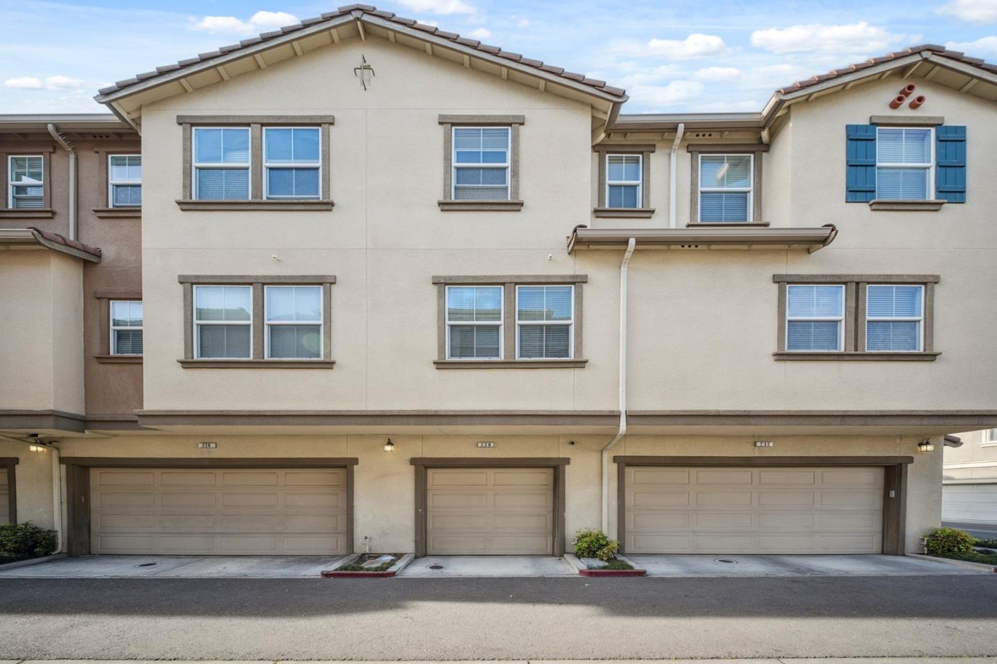 property-img