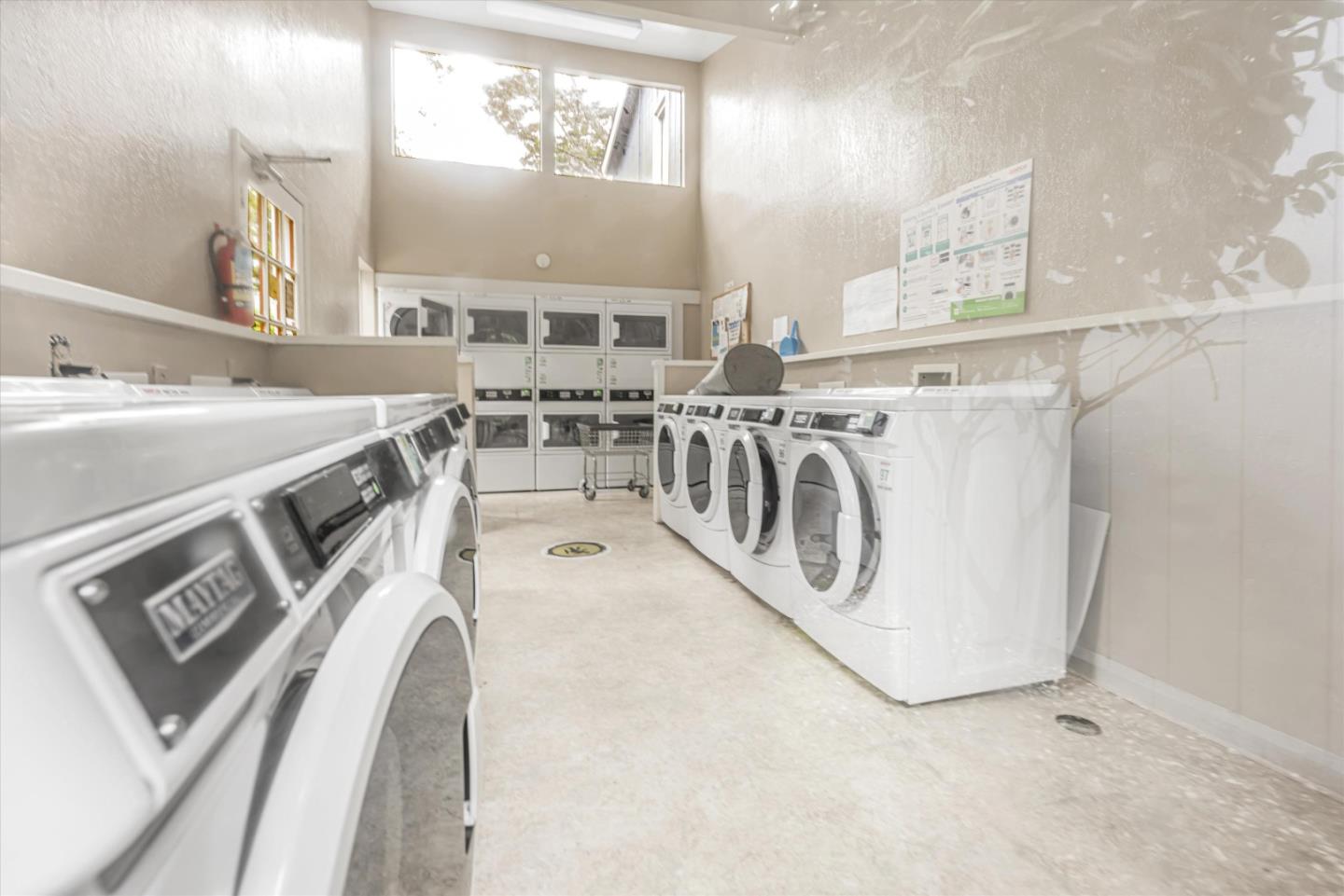 property-img