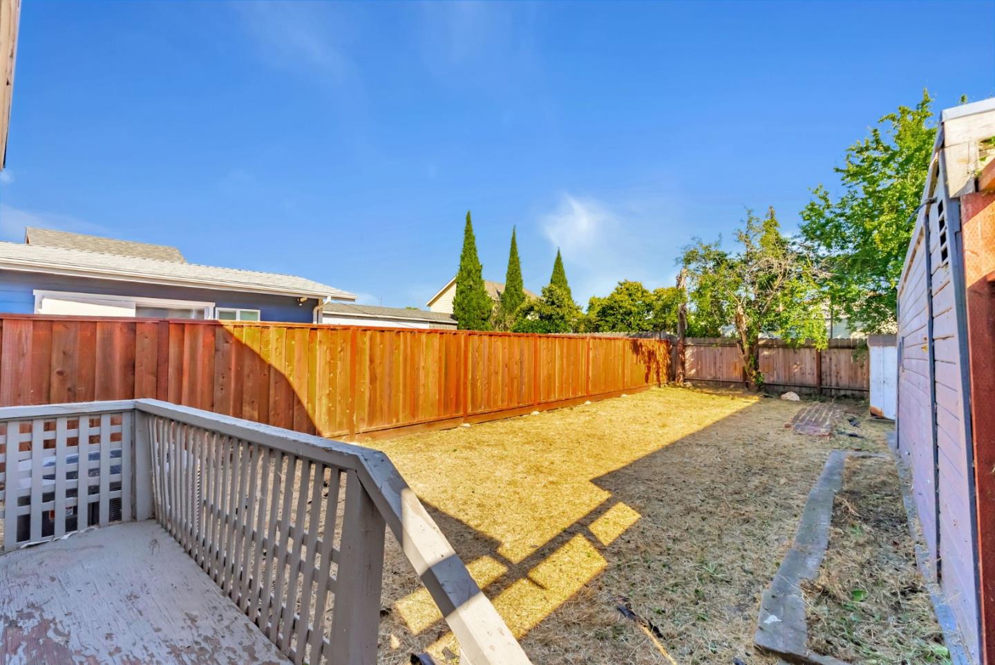 Detail Gallery Image 23 of 28 For 2452 Humboldt Ave, Oakland,  CA 94601 - 2 Beds | 1/1 Baths