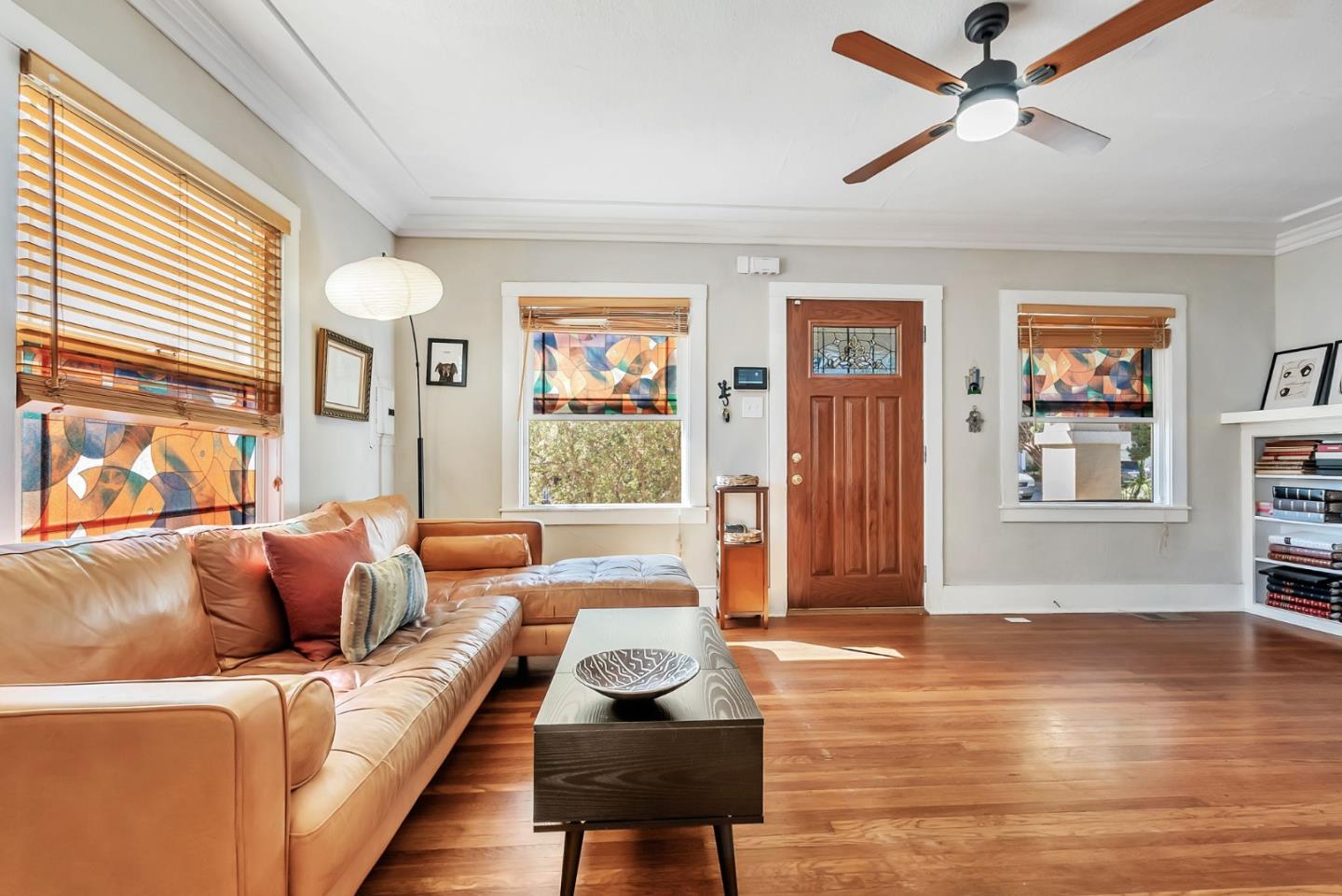 Detail Gallery Image 9 of 28 For 2452 Humboldt Ave, Oakland,  CA 94601 - 2 Beds | 1/1 Baths