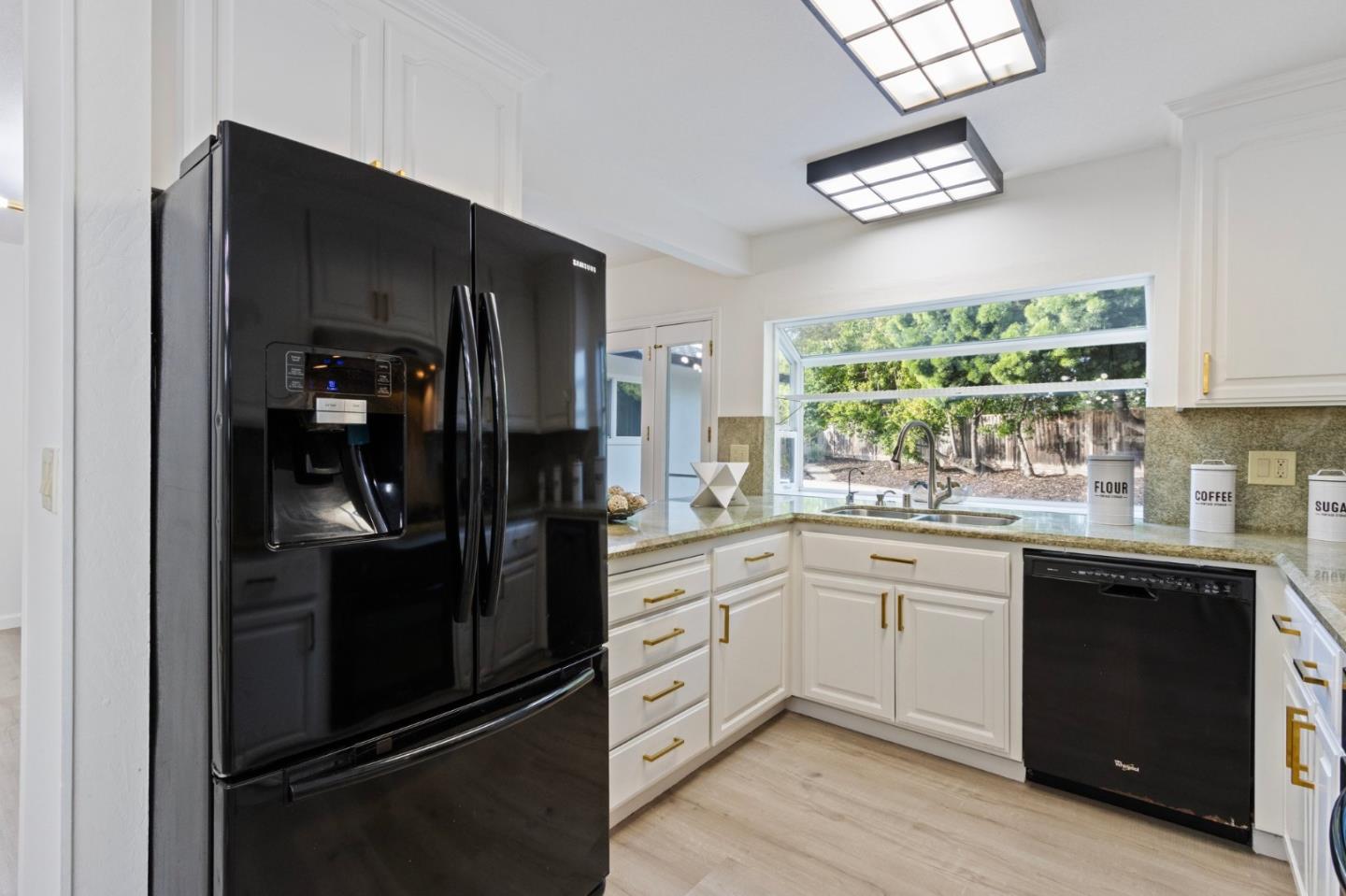 Detail Gallery Image 24 of 49 For 4451 Hanalei Pl, San Jose,  CA 95118 - 4 Beds | 2 Baths