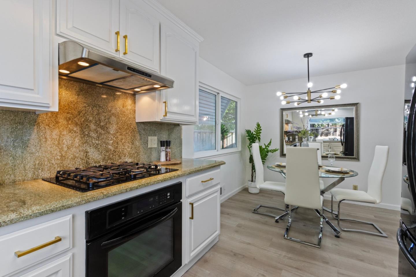 Detail Gallery Image 26 of 49 For 4451 Hanalei Pl, San Jose,  CA 95118 - 4 Beds | 2 Baths