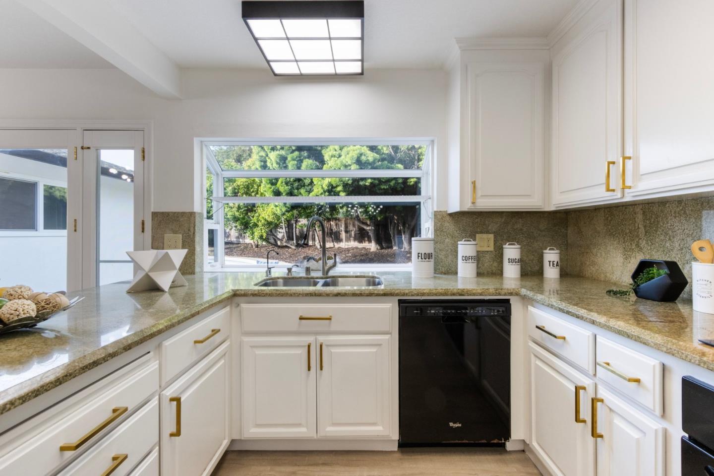 Detail Gallery Image 27 of 49 For 4451 Hanalei Pl, San Jose,  CA 95118 - 4 Beds | 2 Baths