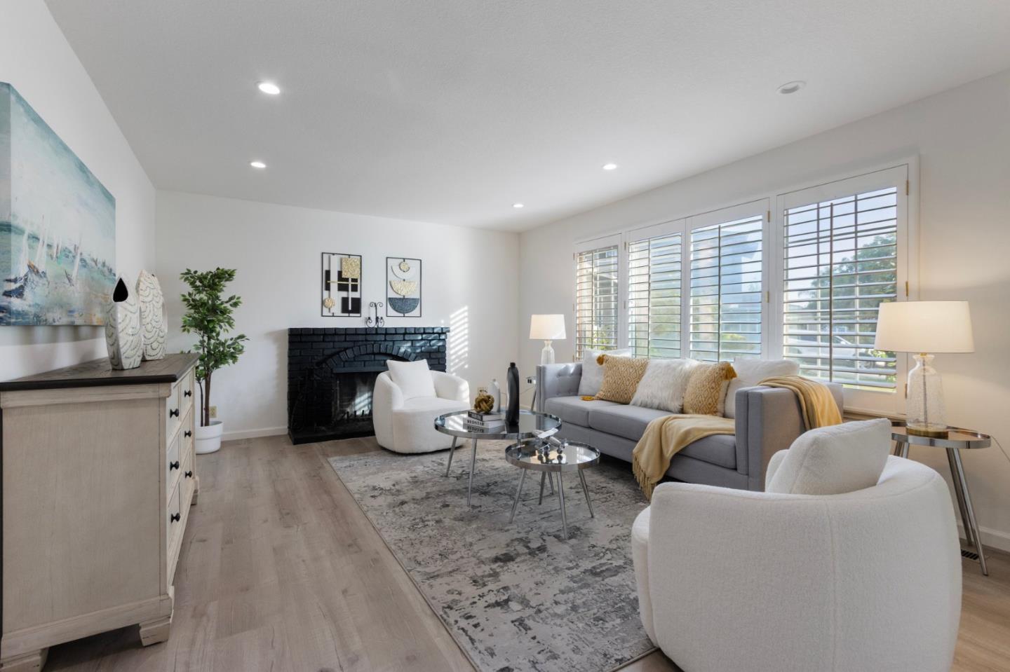 Detail Gallery Image 8 of 49 For 4451 Hanalei Pl, San Jose,  CA 95118 - 4 Beds | 2 Baths