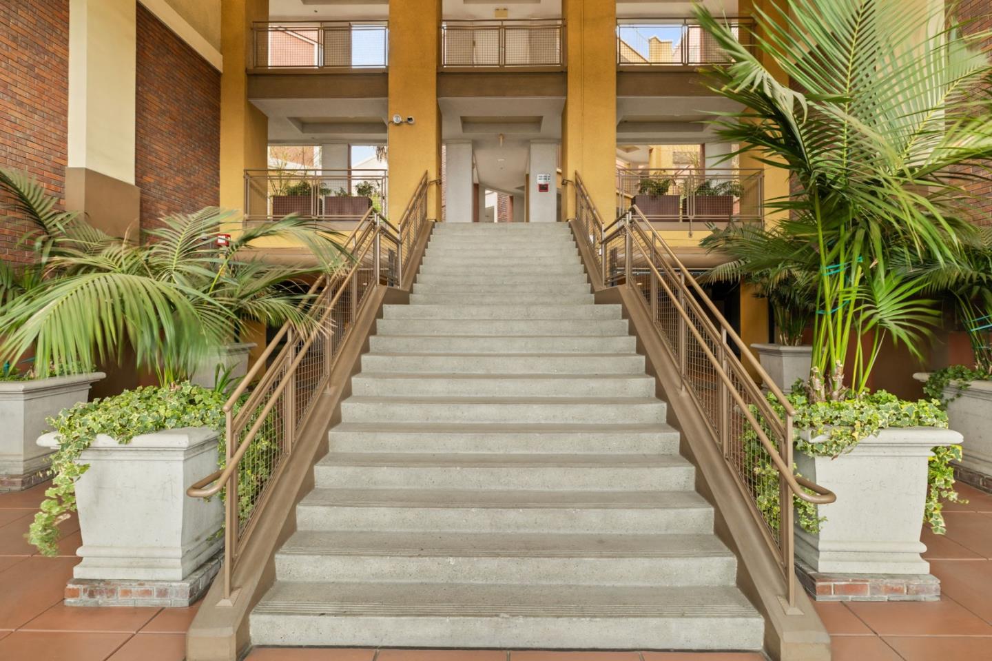Detail Gallery Image 2 of 36 For 809 Auzerais Ave #341,  San Jose,  CA 95126 - 2 Beds | 2 Baths