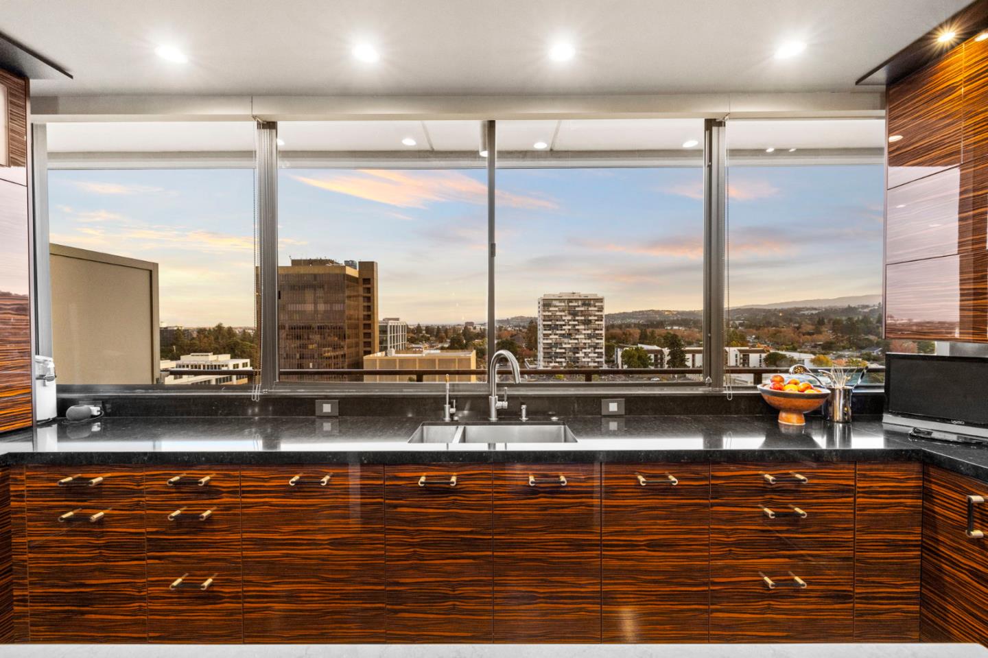 Detail Gallery Image 50 of 81 For 40 W 3rd Ave #1003,  San Mateo,  CA 94402 - 2 Beds | 2 Baths