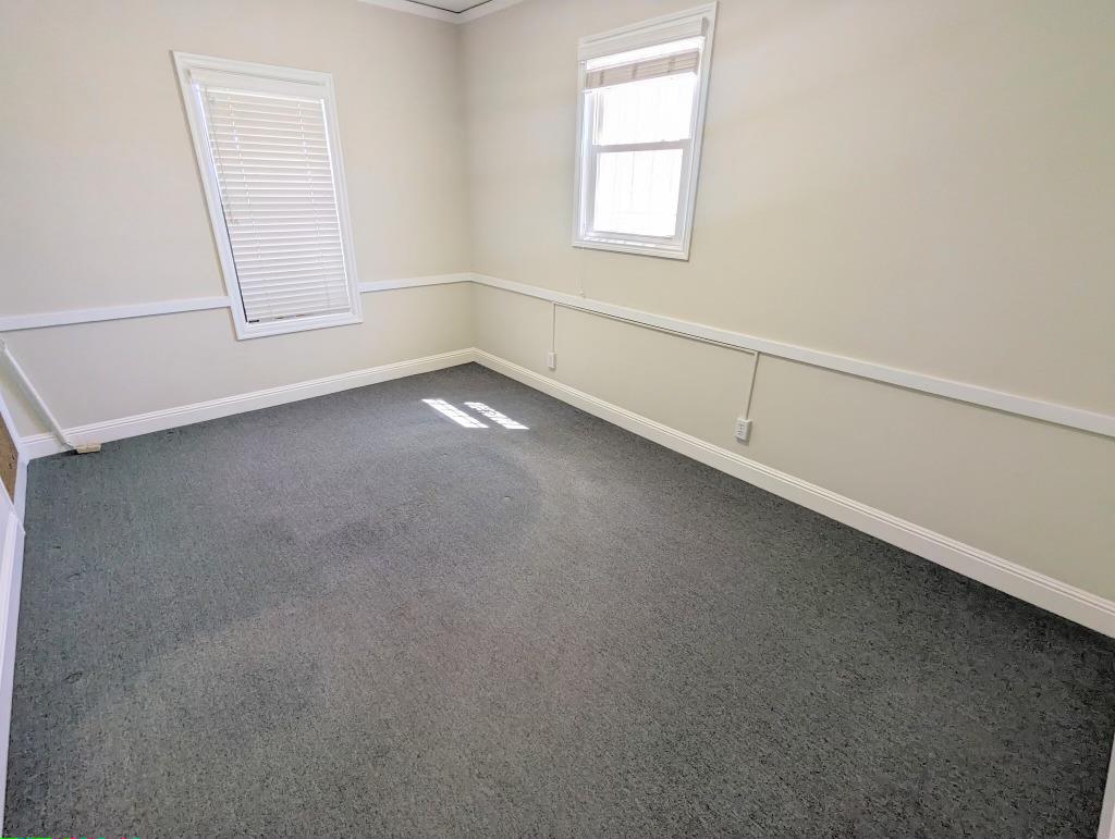 Detail Gallery Image 4 of 5 For 1147 California Dr, Burlingame,  CA 94010 - – Beds | – Baths