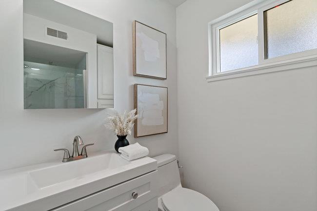 Detail Gallery Image 17 of 34 For 14225 Lora Dr #10,  Los Gatos,  CA 95032 - 2 Beds | 2 Baths