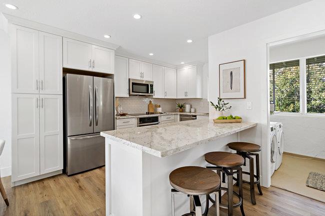 Detail Gallery Image 9 of 34 For 14225 Lora Dr #10,  Los Gatos,  CA 95032 - 2 Beds | 2 Baths