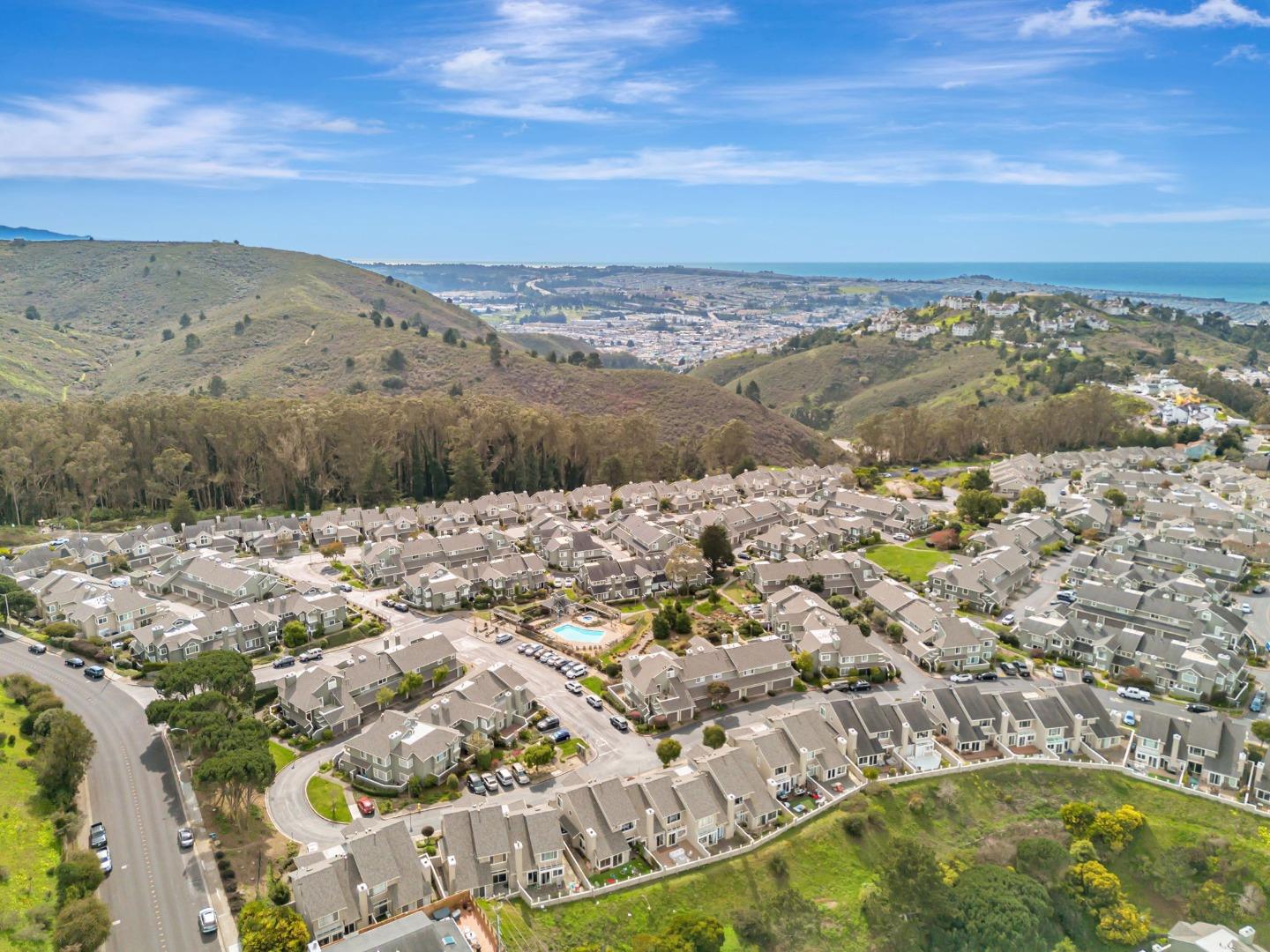 Detail Gallery Image 51 of 51 For 110 Cityview Dr, Daly City,  CA 94014 - 2 Beds | 3 Baths