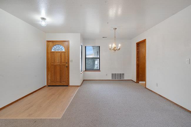 Detail Gallery Image 14 of 55 For 1611 Tiburon Dr, Hollister,  CA 95023 - 3 Beds | 2 Baths
