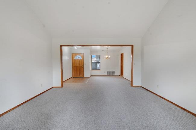 Detail Gallery Image 18 of 55 For 1611 Tiburon Dr, Hollister,  CA 95023 - 3 Beds | 2 Baths