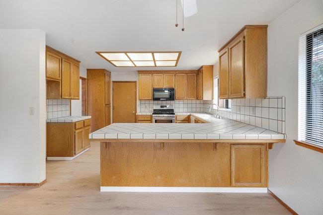 Detail Gallery Image 27 of 55 For 1611 Tiburon Dr, Hollister,  CA 95023 - 3 Beds | 2 Baths