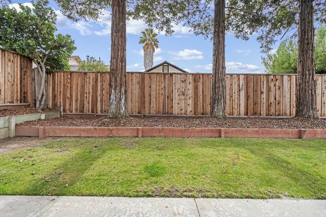 Detail Gallery Image 45 of 55 For 1611 Tiburon Dr, Hollister,  CA 95023 - 3 Beds | 2 Baths