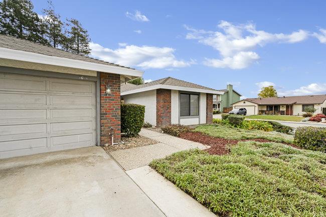 Detail Gallery Image 7 of 55 For 1611 Tiburon Dr, Hollister,  CA 95023 - 3 Beds | 2 Baths