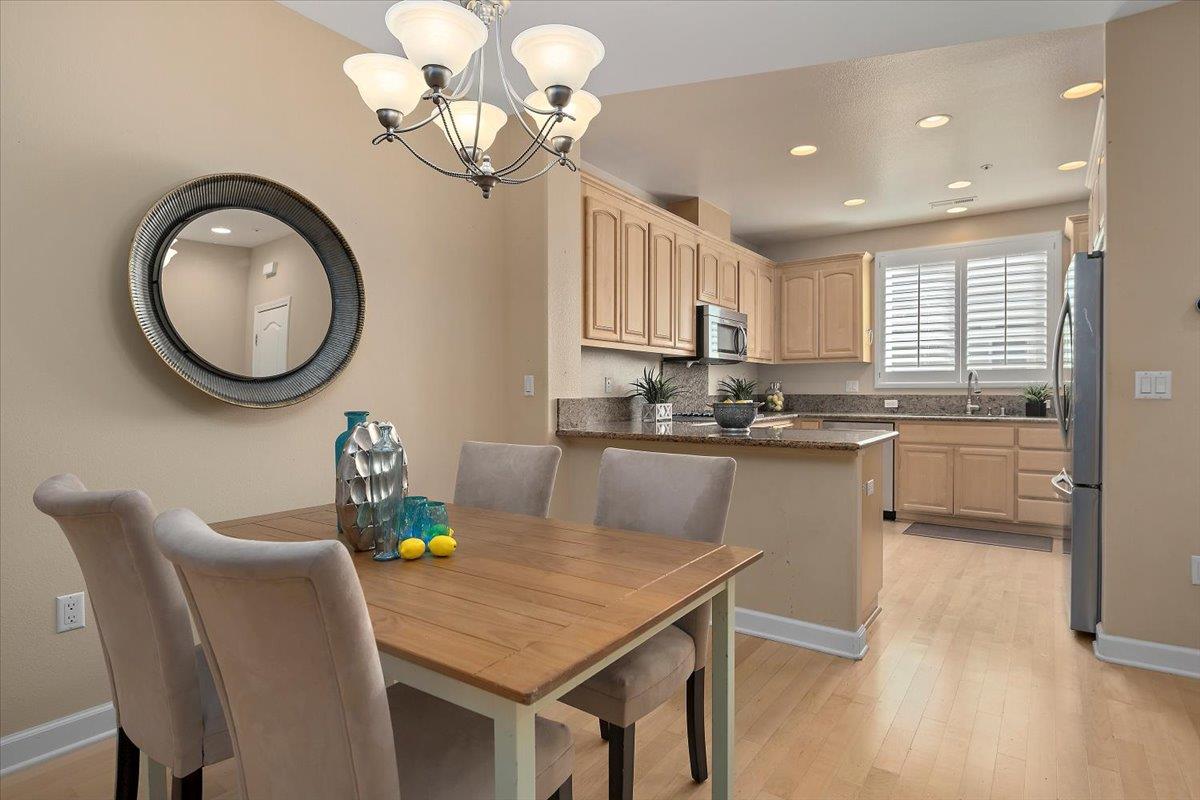 Detail Gallery Image 3 of 25 For 1347 Isabelle Cir, South San Francisco,  CA 94080 - 3 Beds | 2/1 Baths