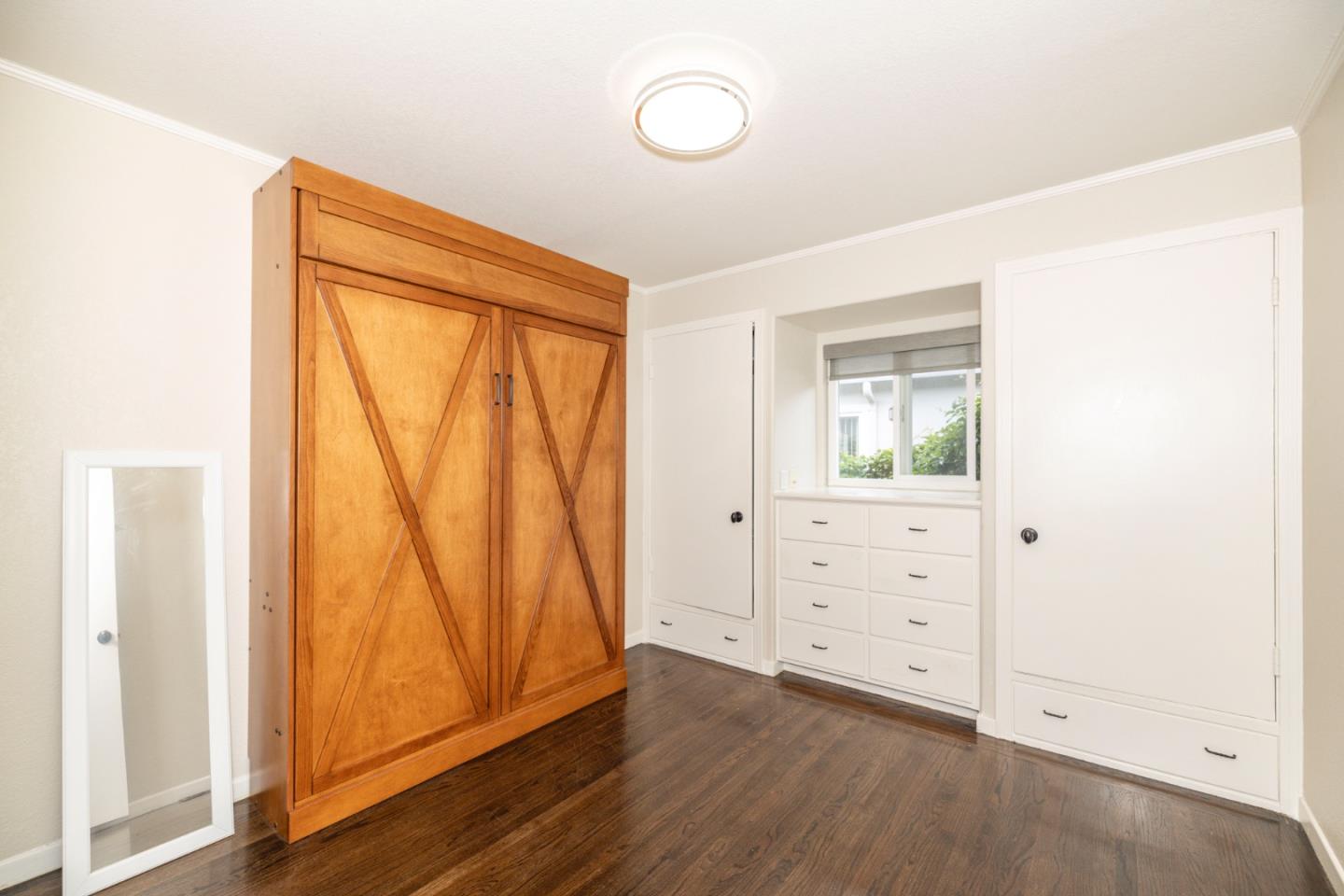 Detail Gallery Image 9 of 23 For 875 Broadway, Belmont,  CA 94002 - 2 Beds | 2 Baths