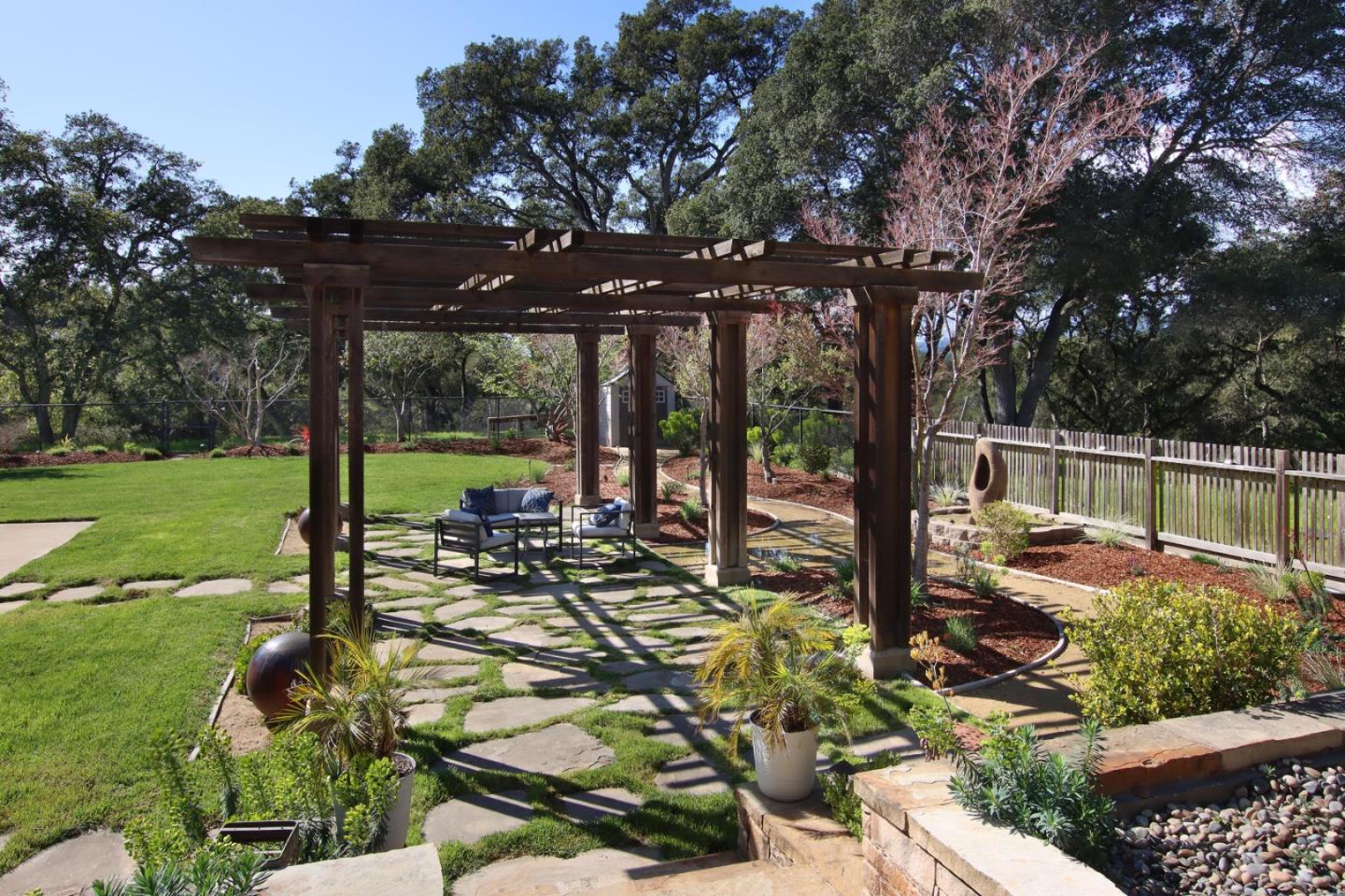 Detail Gallery Image 24 of 69 For 120 Edenvale Ct, Watsonville,  CA 95076 - 4 Beds | 4/1 Baths