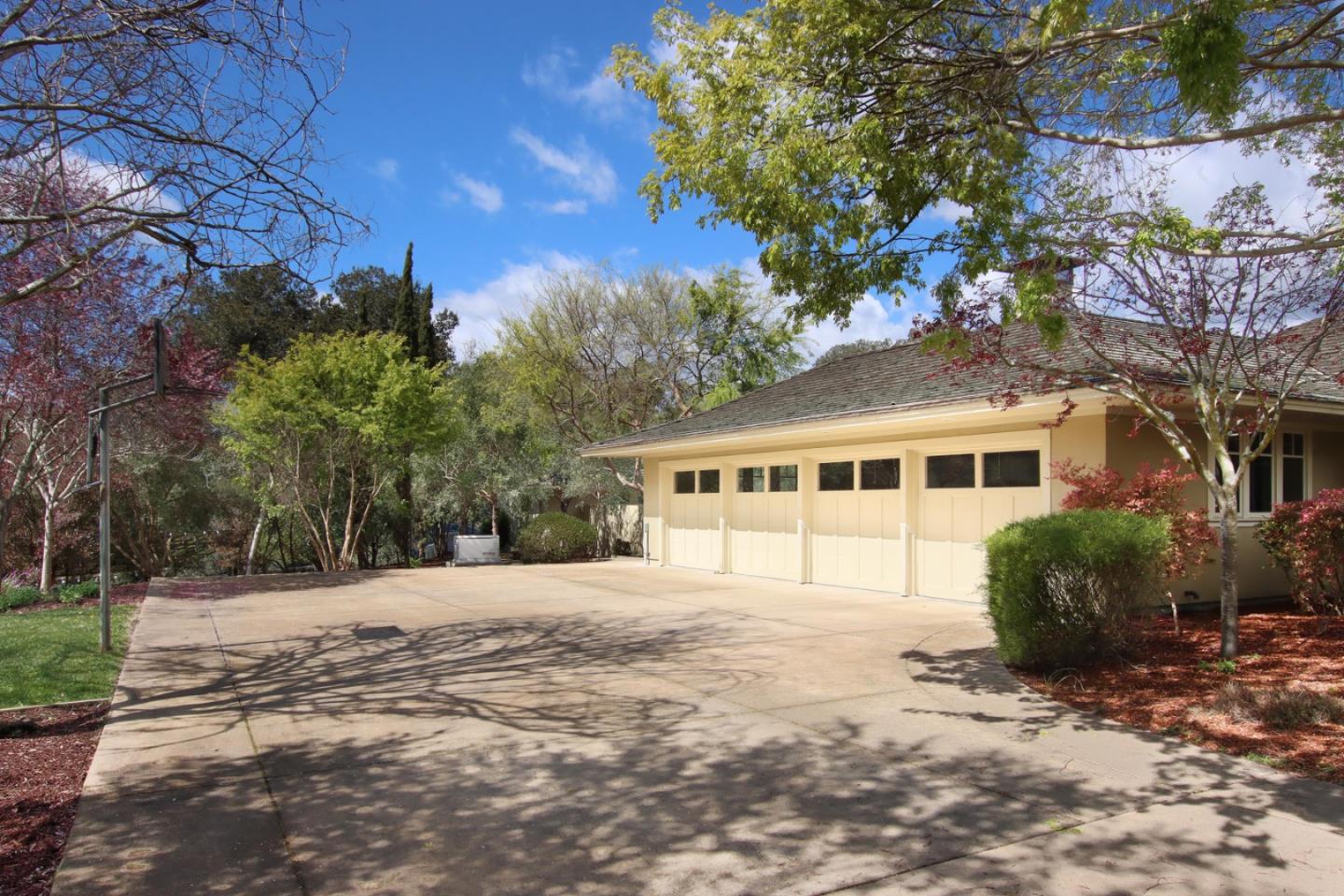 Detail Gallery Image 54 of 69 For 120 Edenvale Ct, Watsonville,  CA 95076 - 4 Beds | 4/1 Baths