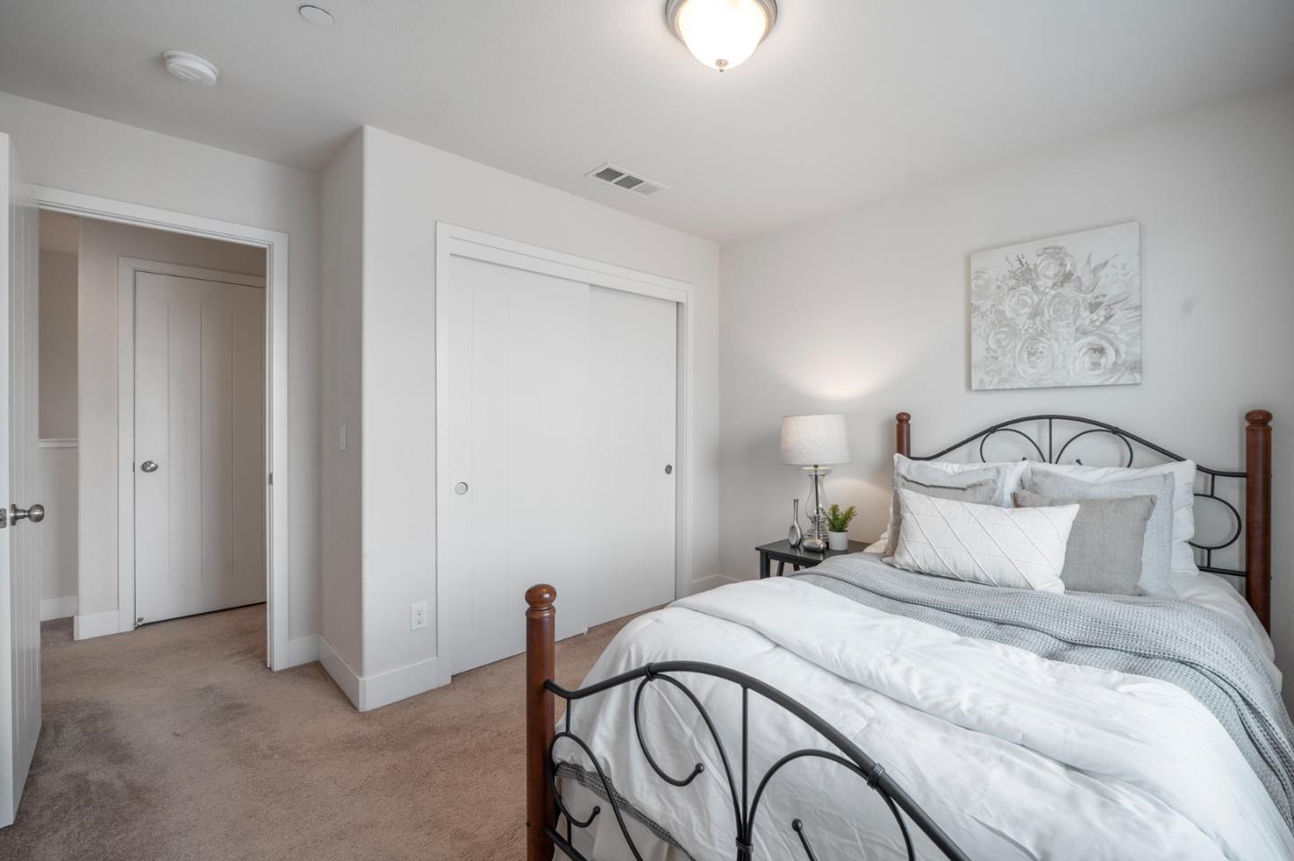 Detail Gallery Image 28 of 31 For 1701 Panorama Dr, Hollister,  CA 95023 - 4 Beds | 3 Baths