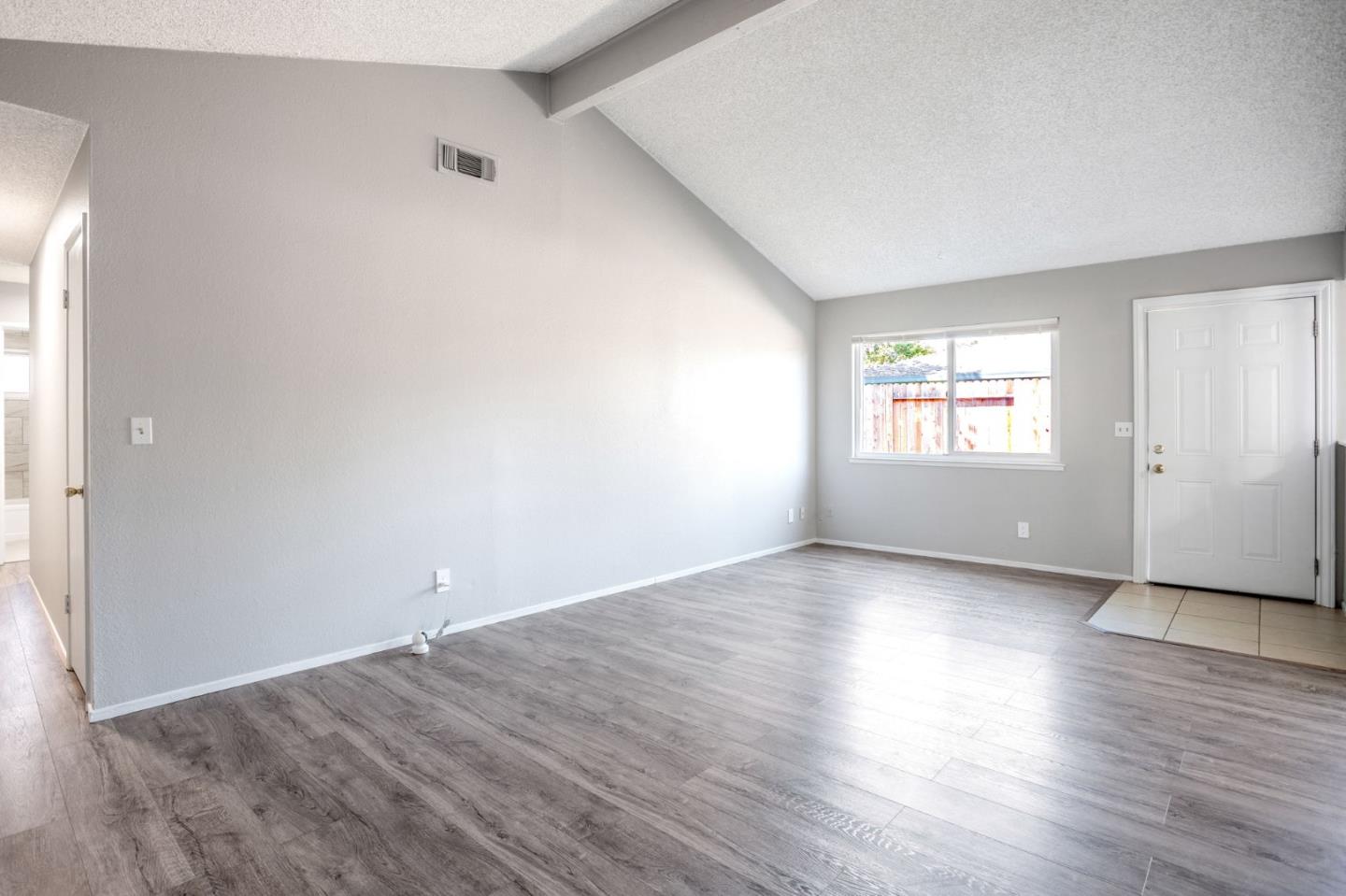 Detail Gallery Image 10 of 18 For 5801 Hazel Ave, Orangevale,  CA 95662 - – Beds | – Baths