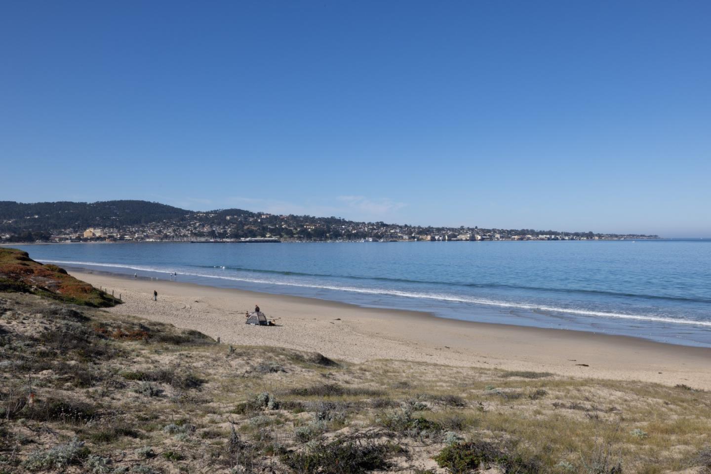 Detail Gallery Image 2 of 27 For 125 Surf Way #305,  Monterey,  CA 93940 - 1 Beds | 1 Baths