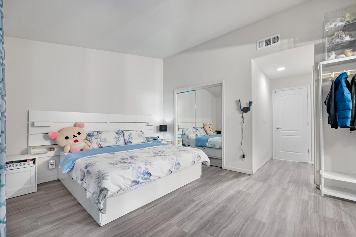 Detail Gallery Image 24 of 31 For 708 Raineer Ct, San Leandro,  CA 94577 - 3 Beds | 2/1 Baths