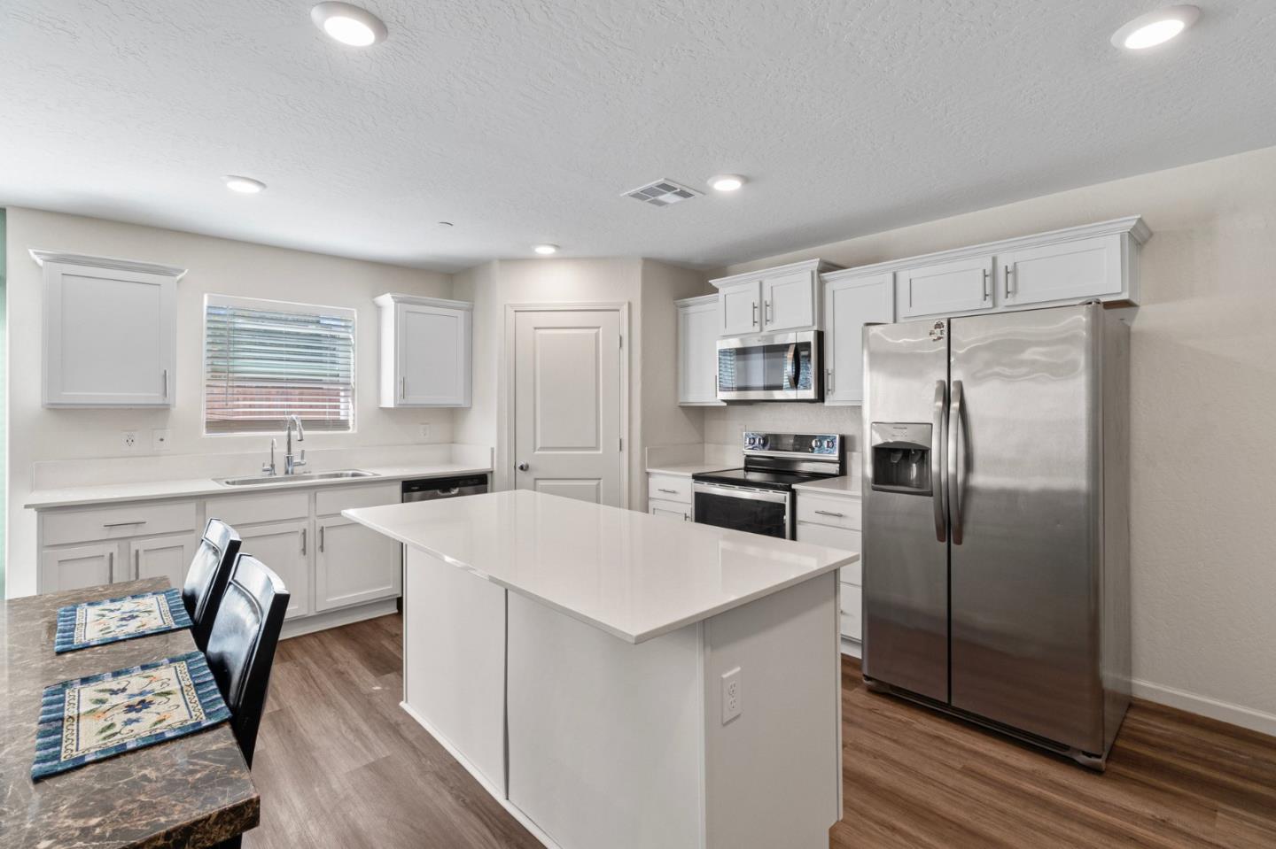 2101 Coulter Ln, Los Banos, CA 93635 photo 8